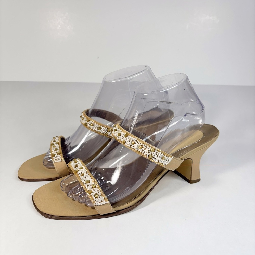 Vtg Ann Marino Womens Tan Beaded Sandals Kitten Heel 2 Inch Size 9 1/2 Clean Gir